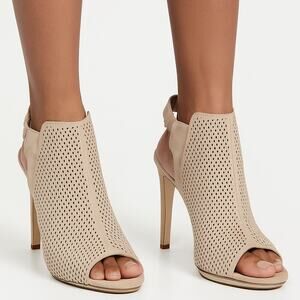 Guess Women's Aubria Perforated Dress Sandals Tan Size - 10